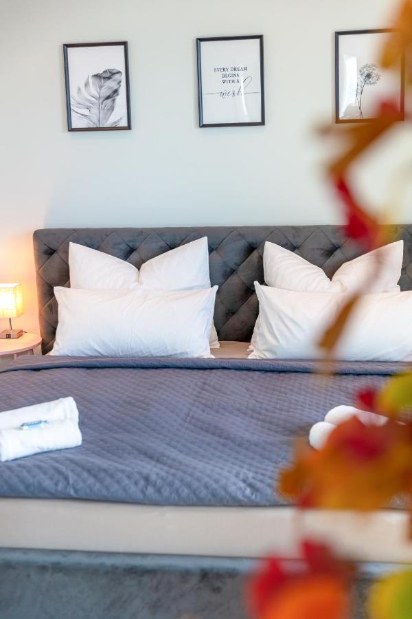 Cabana - Theview - Terrasse - Waterfront - Kostenloser Parkplatz - Wifi Oldenbourg Extérieur photo