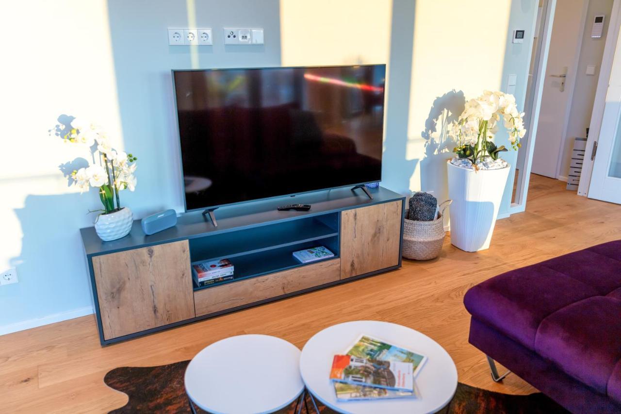 Cabana - Theview - Terrasse - Waterfront - Kostenloser Parkplatz - Wifi Oldenbourg Extérieur photo